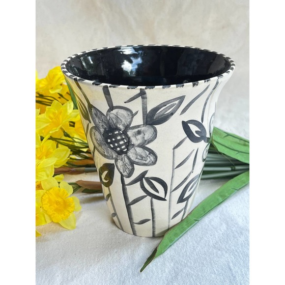 Black and White Pottery Vase or Kitchen Crock with Daisies and Stripe Design - Picture 10 of 10